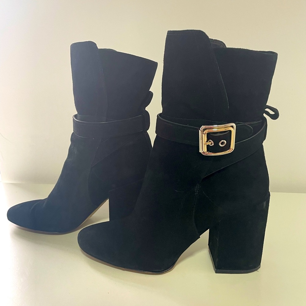 Vince Camuto Damefaris Boot in Black Size 8